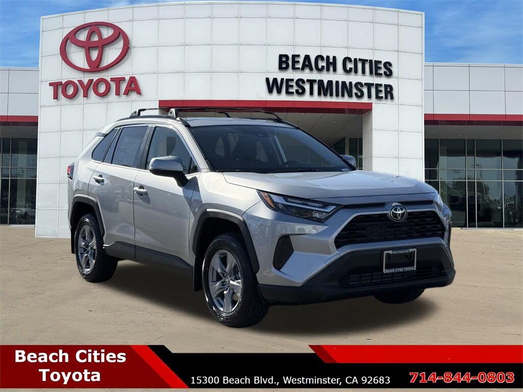 2025 Toyota RAV4 XLE AWD
