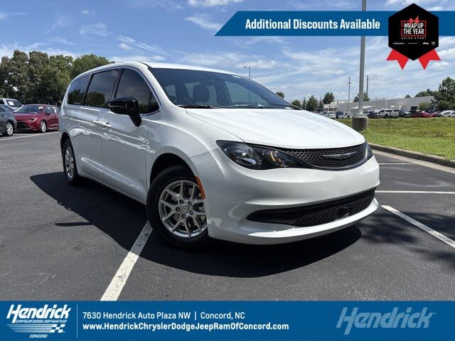 2026 Chrysler Voyager LX FWD