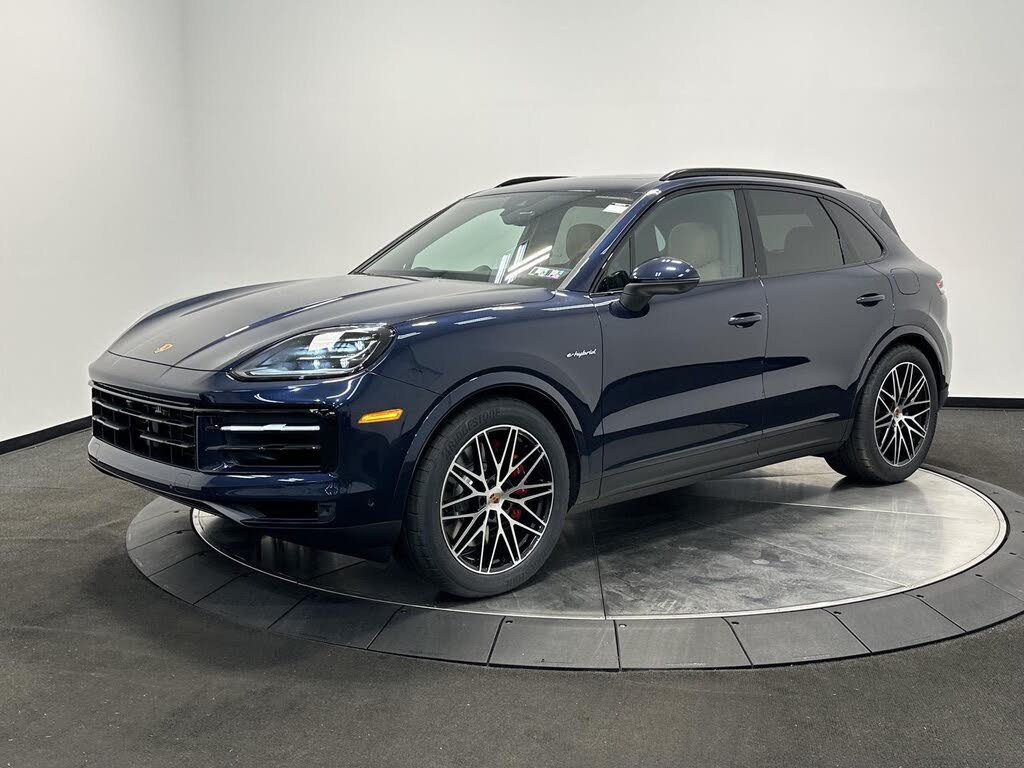 2026 Porsche Cayenne S AWD
