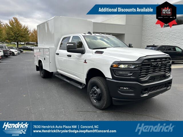 2026 RAM 3500 Chassis Tradesman Crew Cab LB DRW 4WD