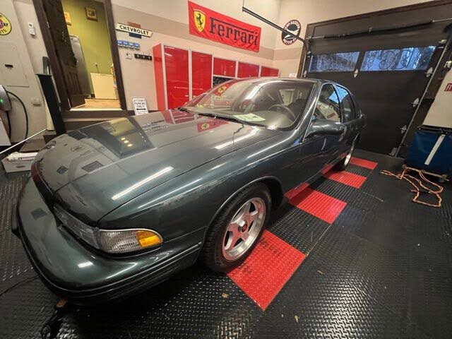 1996 Chevrolet Impala SS Sedan RWD
