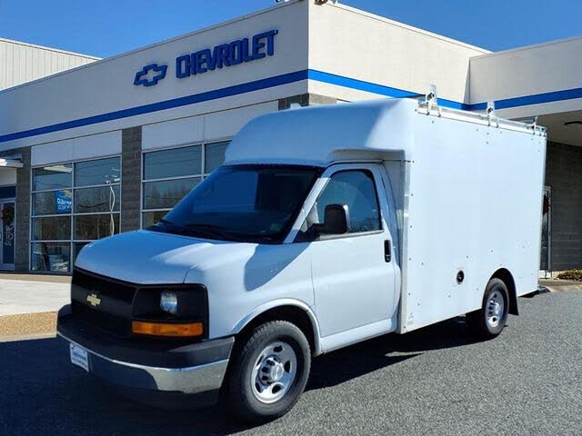 2017 Chevrolet Express Chassis 3500 139 Cutaway RWD