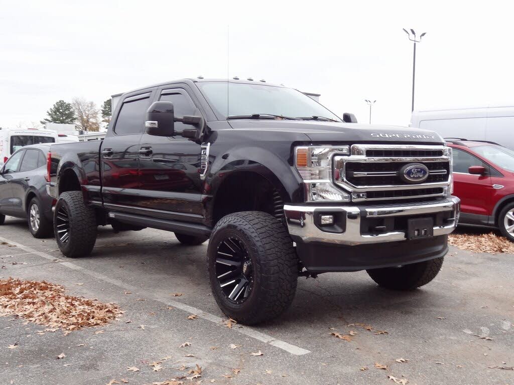2021 Ford F-250 Super Duty Lariat Crew Cab 4WD