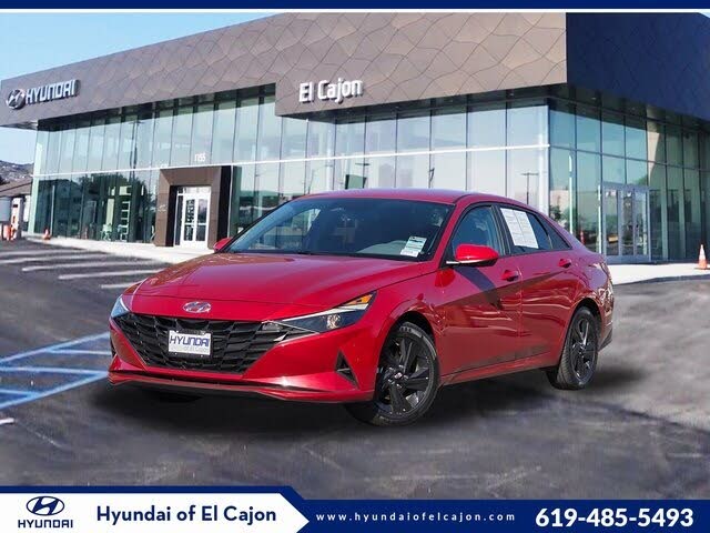 2023 Hyundai Elantra SEL FWD