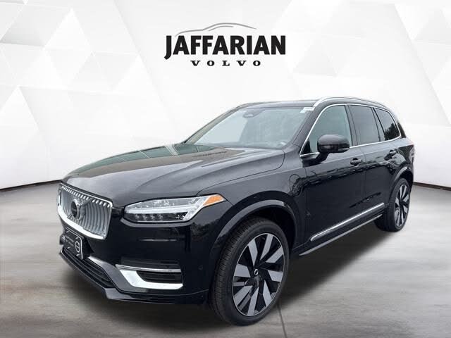 2023 Volvo XC90 Recharge T8 Ultimate Bright Theme 7-Passenger eAWD