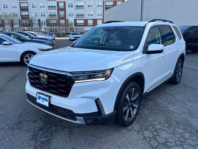 2024 Honda Pilot Touring AWD