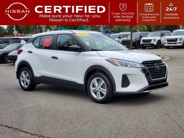 2025 Nissan Kicks Play S FWD