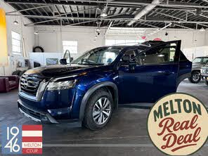 Nissan Pathfinder SL 4WD