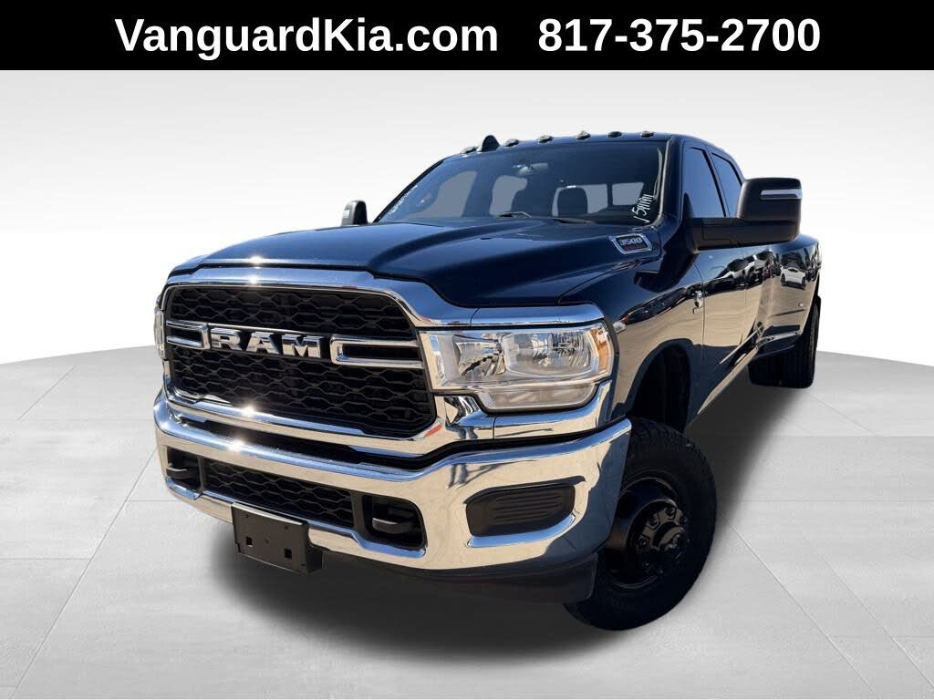 2024 RAM 3500 Tradesman Crew Cab LB DRW 4WD