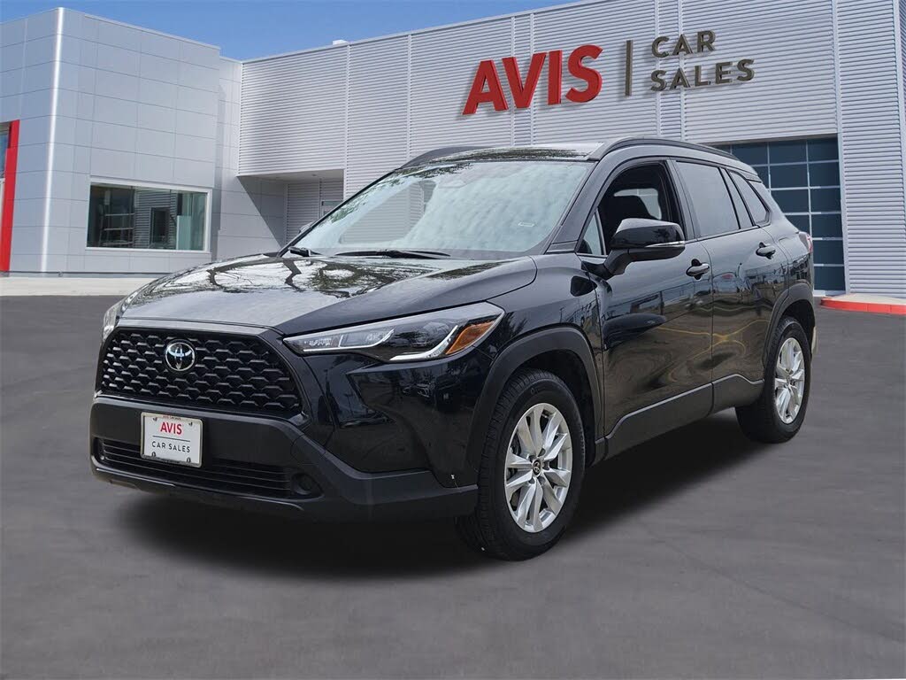 2025 Toyota Corolla Cross LE FWD