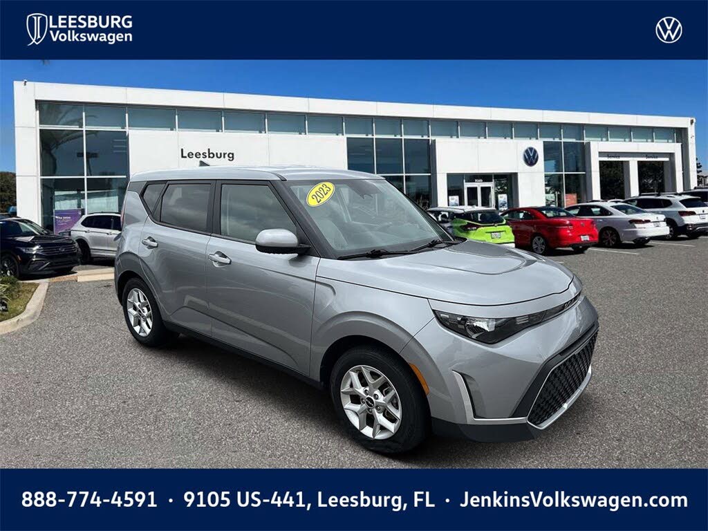 2023 Kia Soul LX FWD