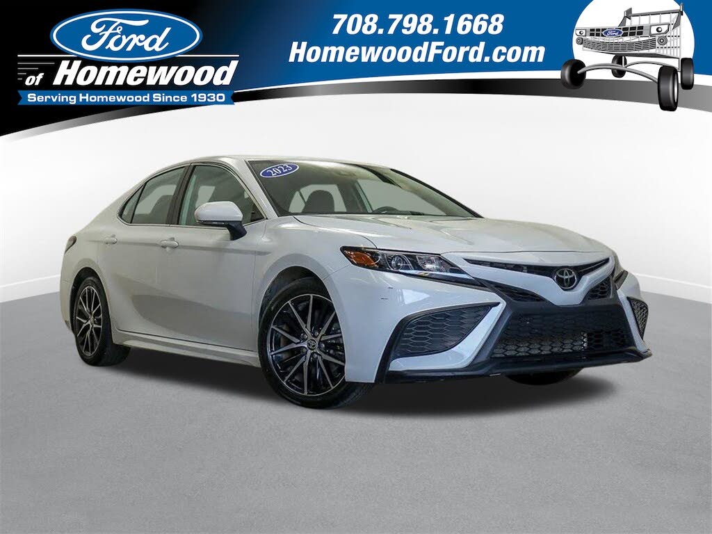 2024 Toyota Camry SE FWD