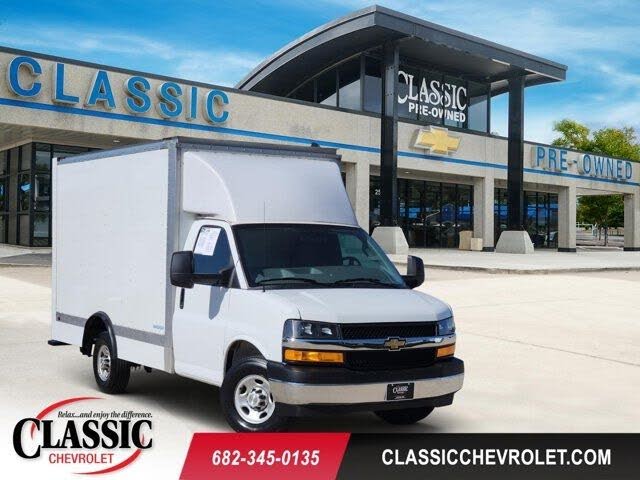 2025 Chevrolet Express Chassis 3500 Cutaway 139