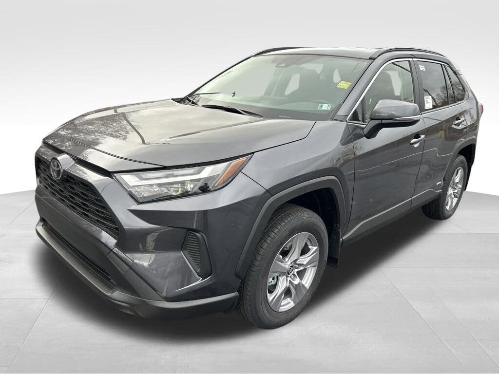 2025 Toyota RAV4 Hybrid XLE AWD
