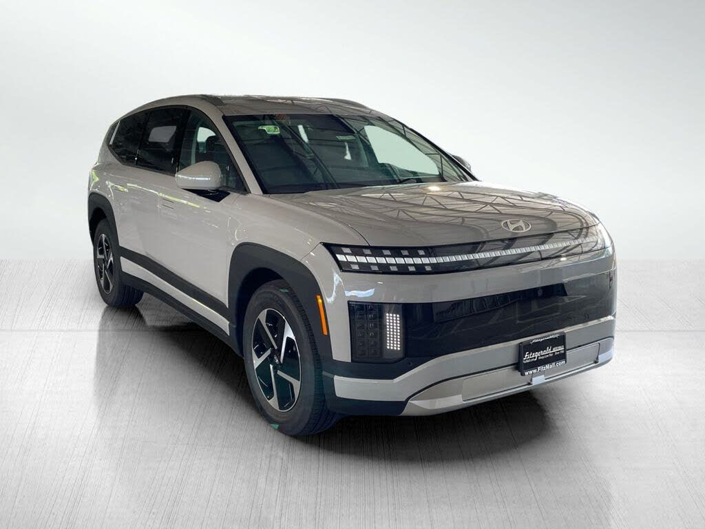 2026 Hyundai Ioniq 9 SE AWD
