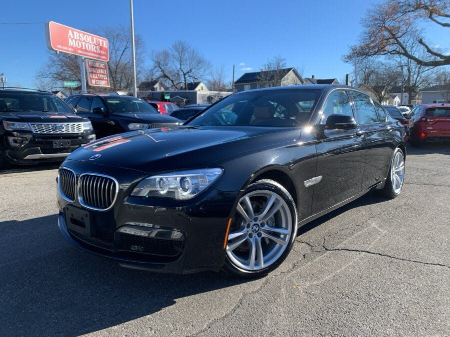 2014 BMW 7 Series 740i RWD
