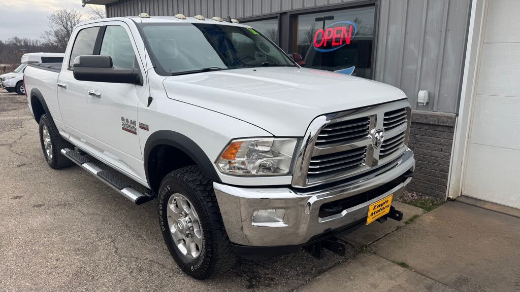 2016 RAM 2500 SLT Crew Cab 4WD