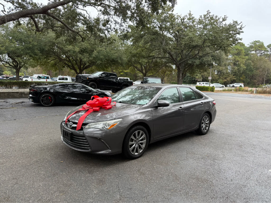 2016 Toyota Camry XLE