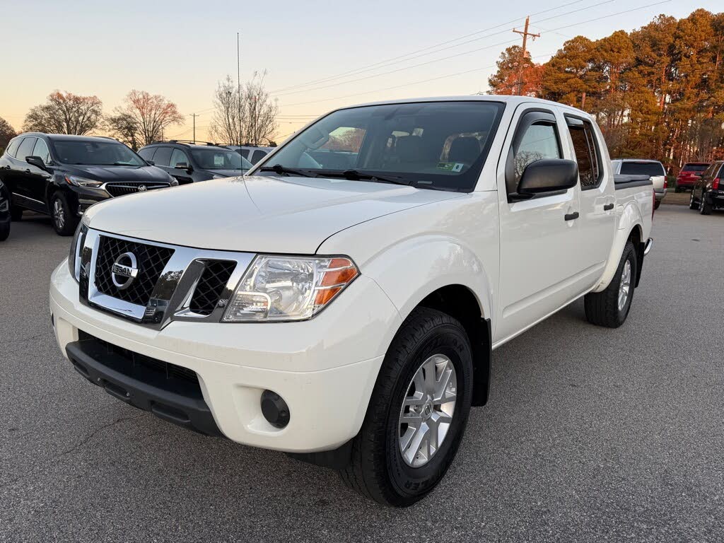 2019 Nissan Frontier SV V6 Crew Cab 4WD