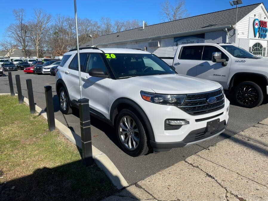 2020 Ford Explorer XLT AWD