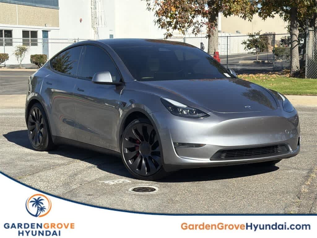 2025 Tesla Model Y Performance AWD