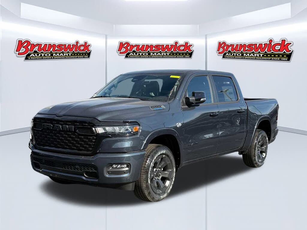 2026 RAM 1500 Big Horn Crew Cab 4WD