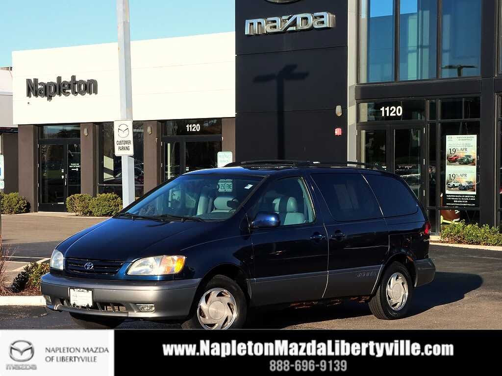 2002 Toyota Sienna XLE