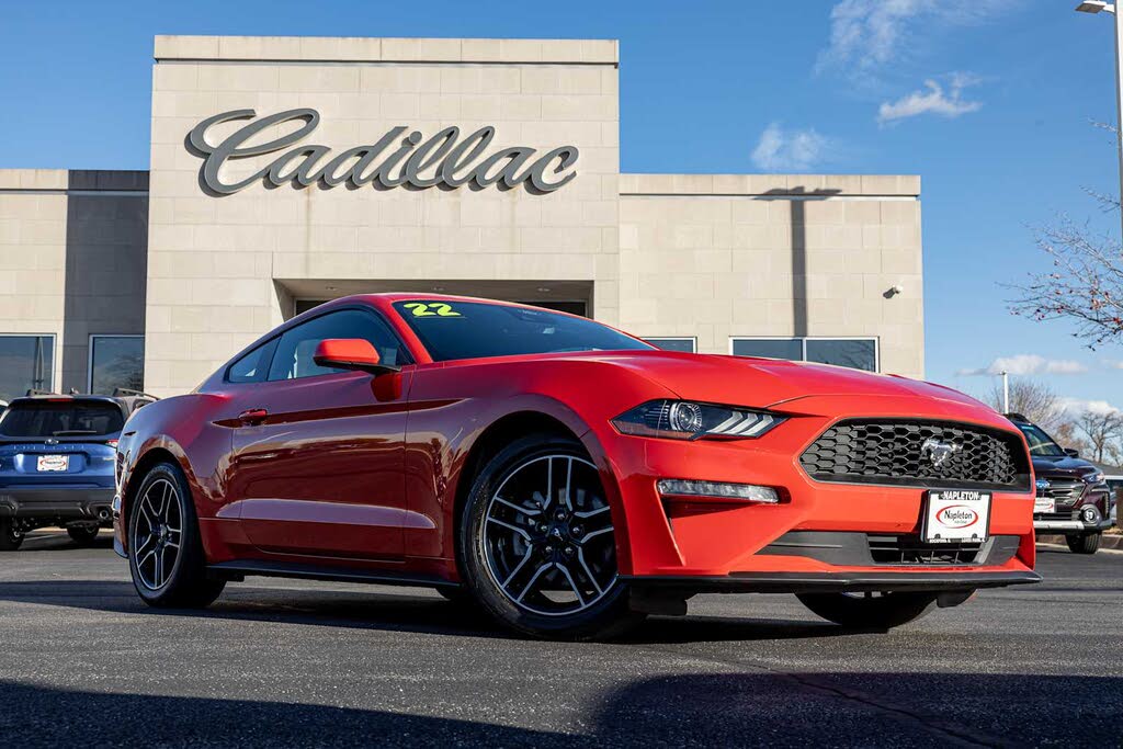 2022 Ford Mustang EcoBoost Premium Fastback RWD