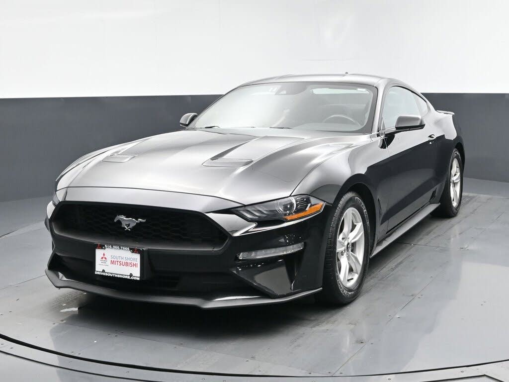 2022 Ford Mustang EcoBoost Fastback RWD