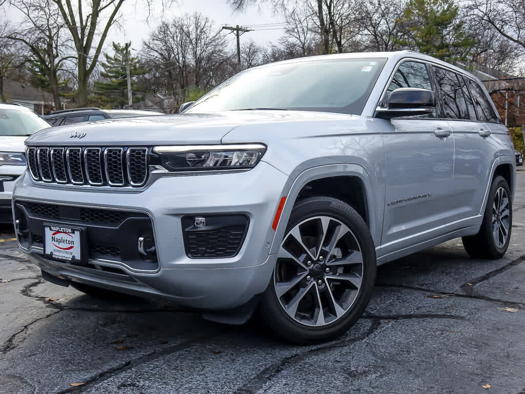 2022 Jeep Grand Cherokee Overland 4WD