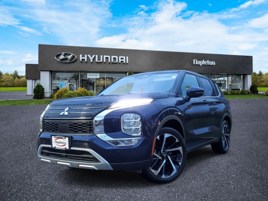 2023 Mitsubishi Outlander SE S-AWC