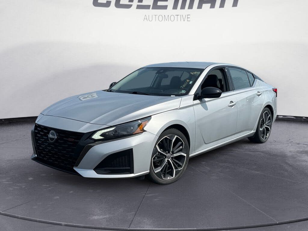 2023 Nissan Altima 2.5 SR FWD