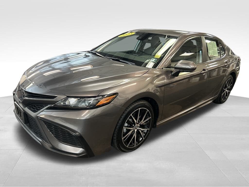 2023 Toyota Camry SE FWD