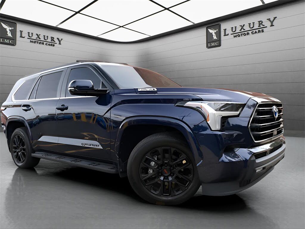 2023 Toyota Sequoia SR5 RWD