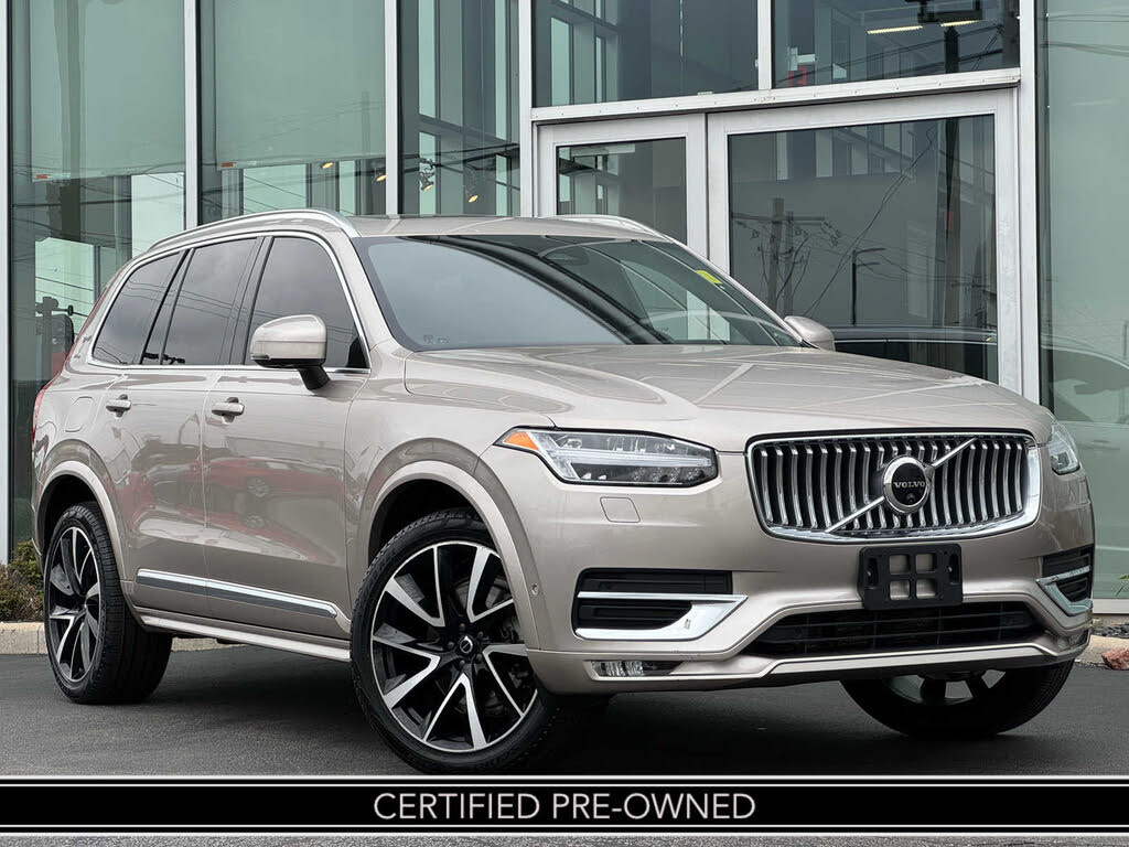 2023 Volvo XC90 B6 Ultimate Bright Theme 7-Passenger AWD