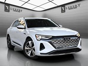 Audi Q8 e-tron quattro Premium AWD