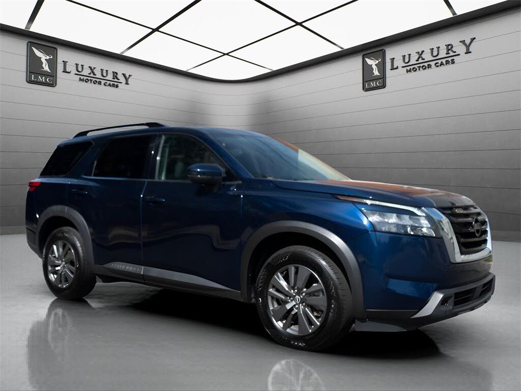 2024 Nissan Pathfinder SV FWD