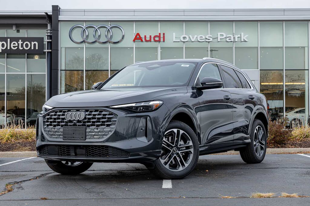 2025 Audi Q5 quattro Premium Plus 40 TFSI