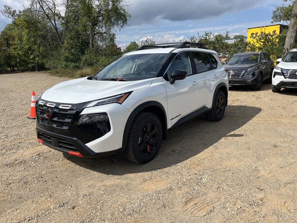2025 Nissan Rogue Rock Creek AWD