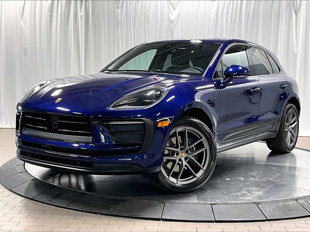 2025 Porsche Macan AWD