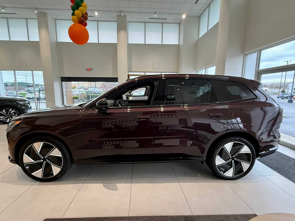 2025 Volvo EX90 Twin Performance Ultra 6-Passenger eAWD