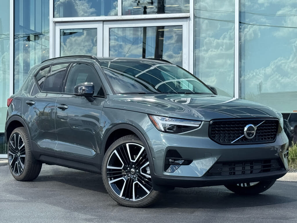 2026 Volvo XC40 B5 Ultra AWD