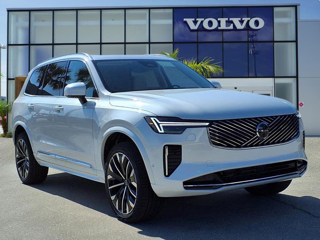 2026 Volvo XC90 B6 Ultra 7-Passenger AWD
