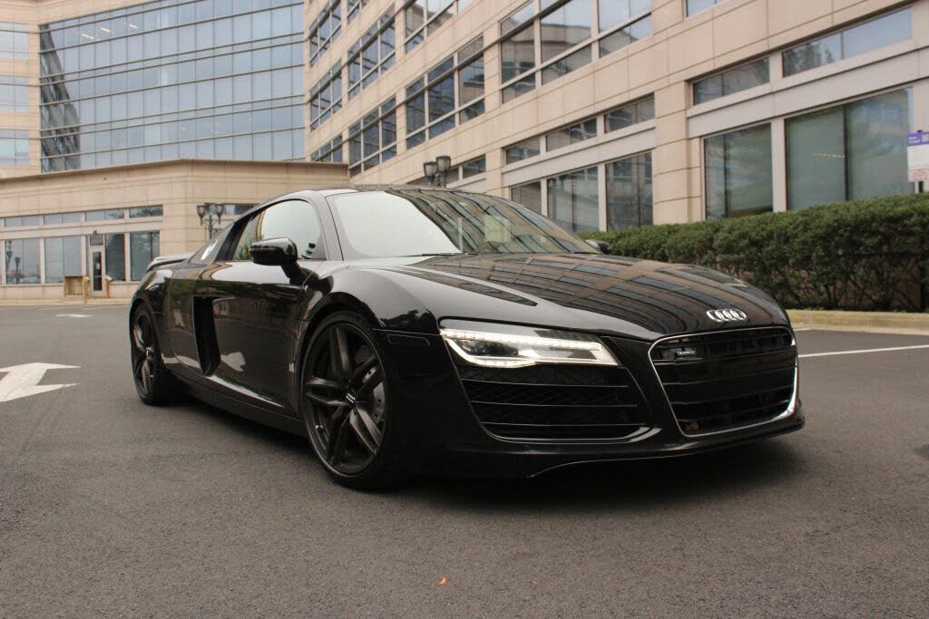 2014 Audi R8 quattro V8 Coupe AWD