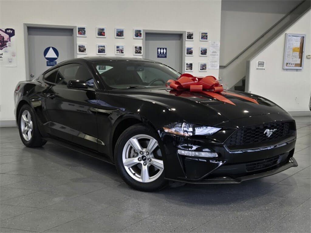 2019 Ford Mustang EcoBoost Coupe RWD