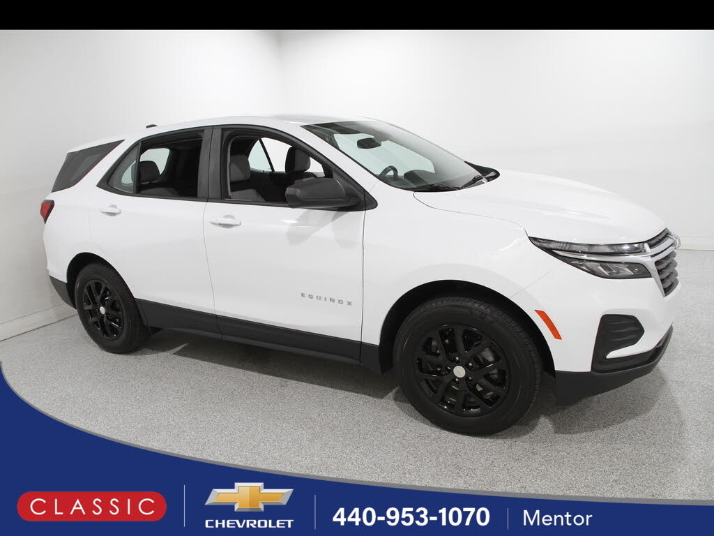 2022 Chevrolet Equinox LS AWD with 1LS