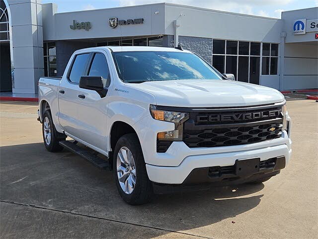 2022 Chevrolet Silverado 1500 Custom Crew Cab 4WD