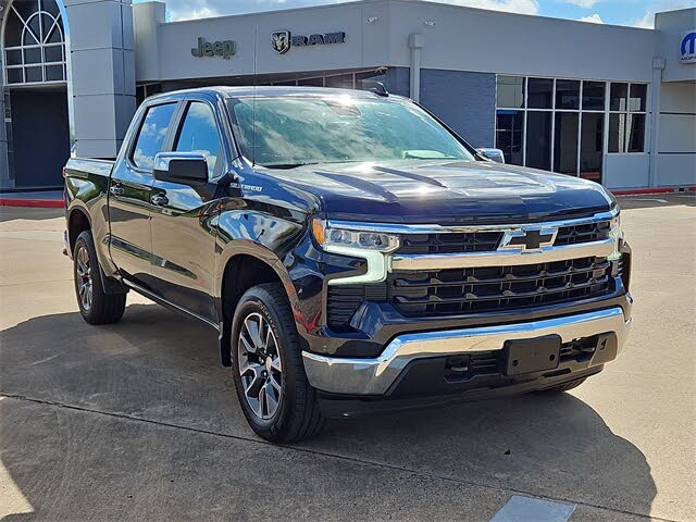 2022 Chevrolet Silverado 1500 LT Crew Cab 4WD