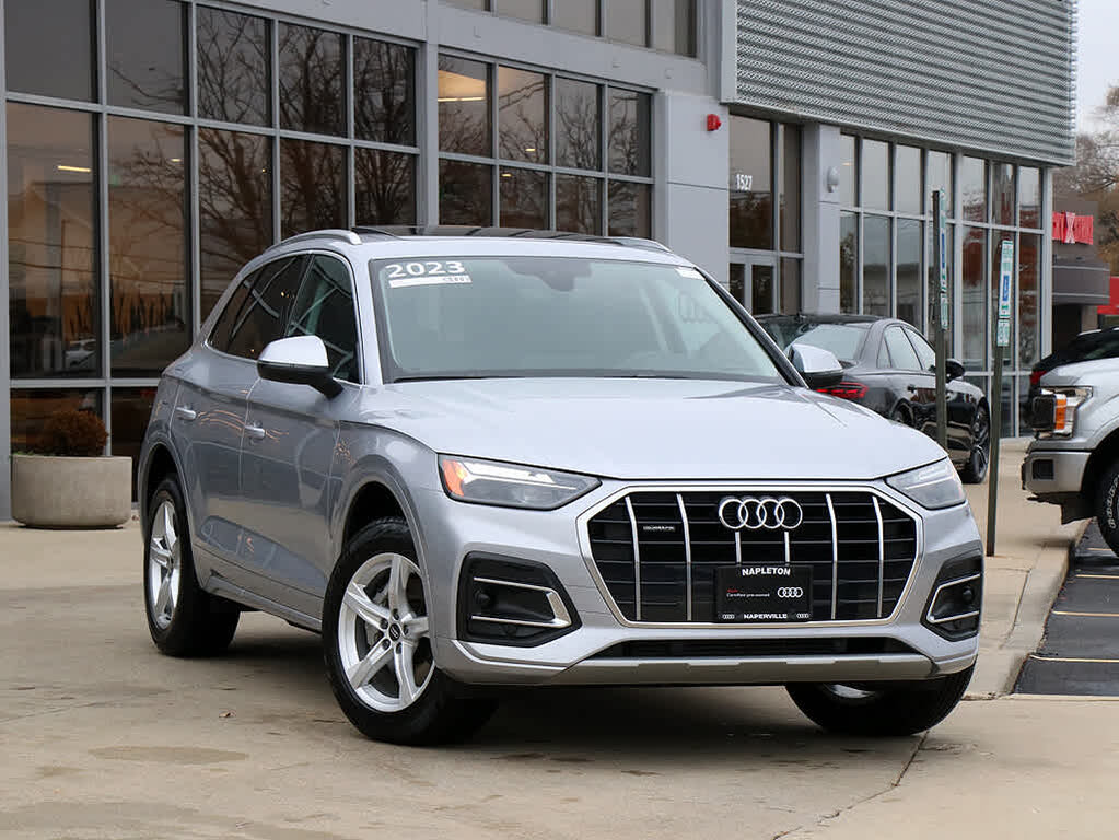 2023 Audi Q5 quattro Premium 40 TFSI
