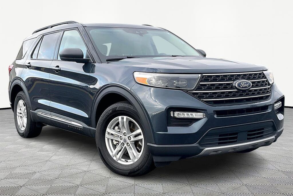 2023 Ford Explorer XLT AWD